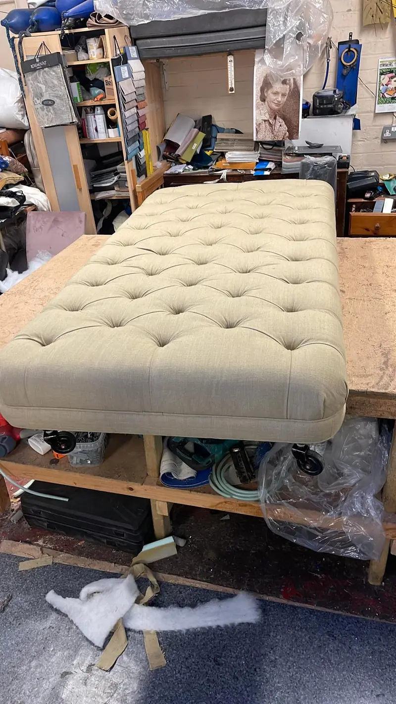 Long buttoned bench seat